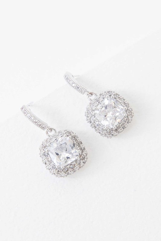 Soigne Drop Earrings