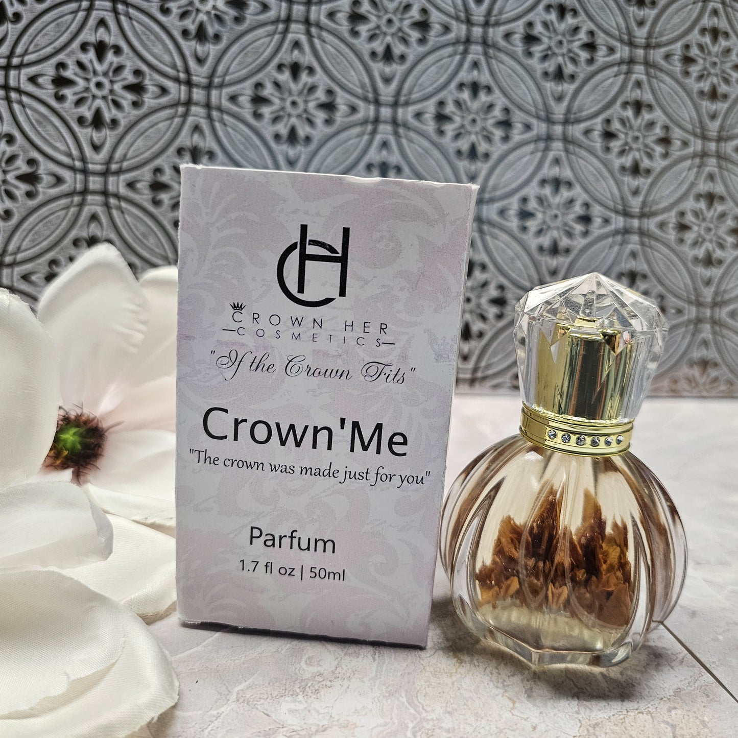 Crown'me perfume